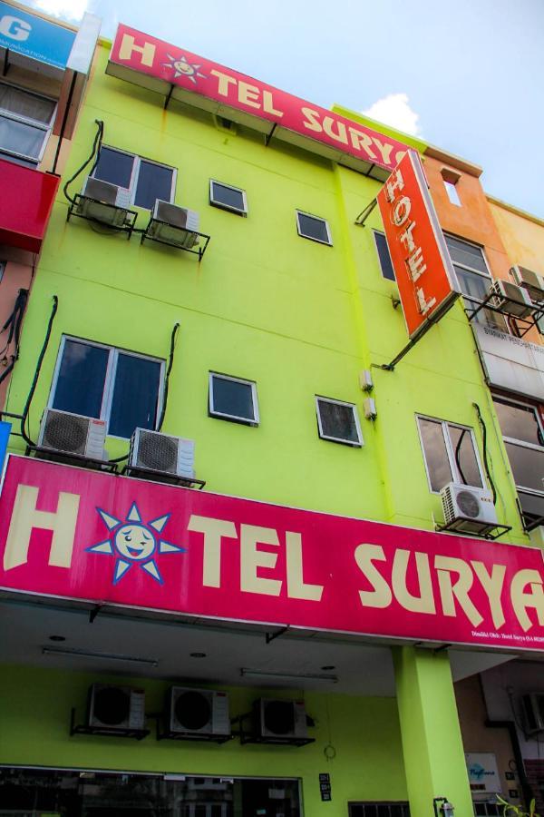 Hotel Surya Кланг Экстерьер фото